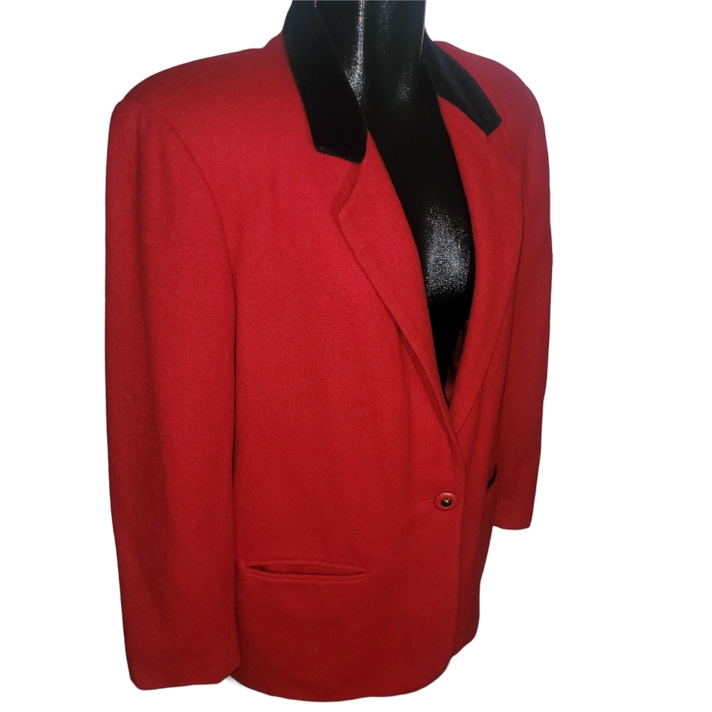 Sag Harbor Vintage 90's Red 100% Pure Wool Blazer with Black Collar Size 12 - Picture 3 of 7
